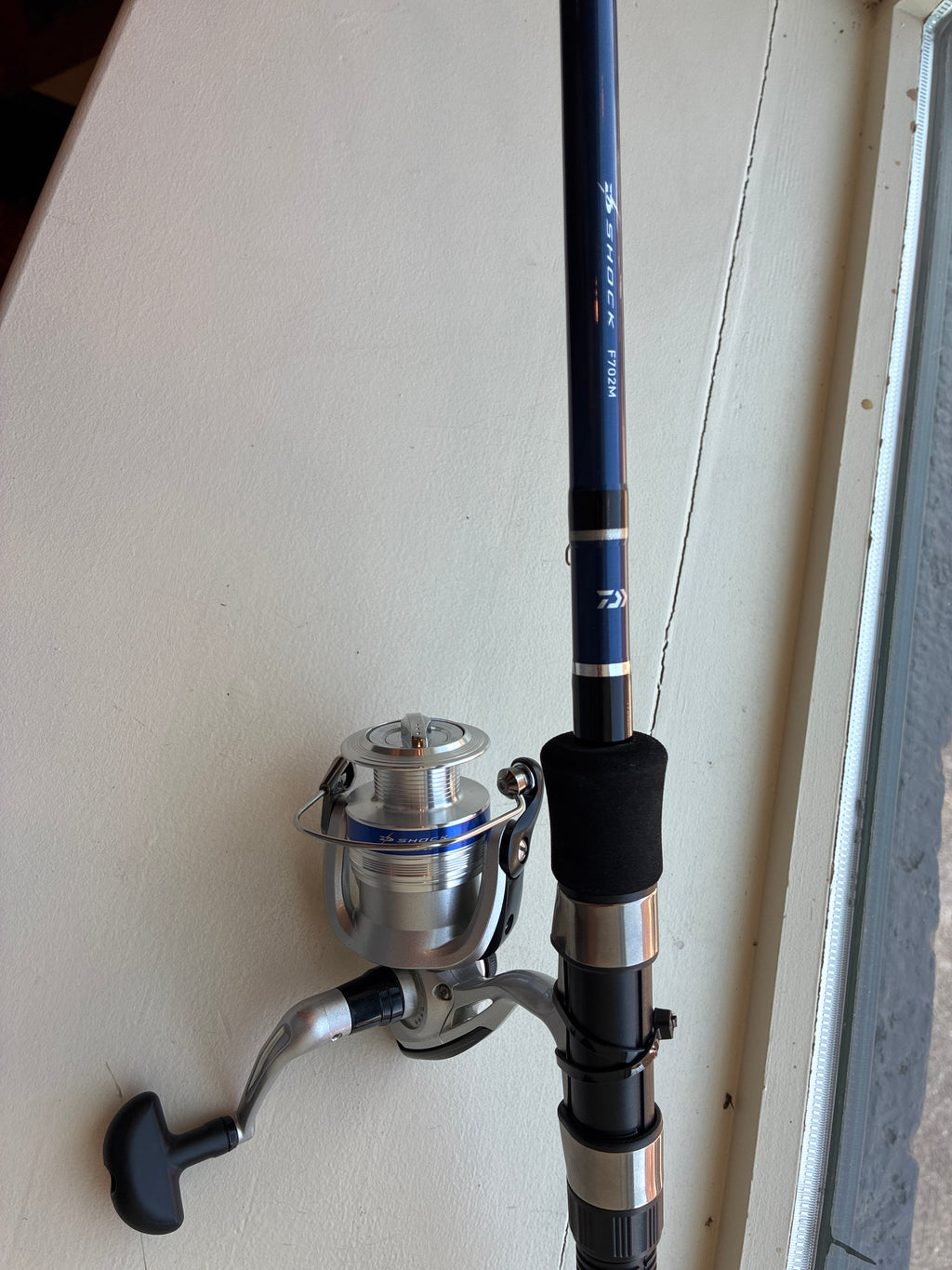 Daiwa Cmb D-Shock K2B Spin 7' 0'' 2pc M 2B 5.3:1 8/240