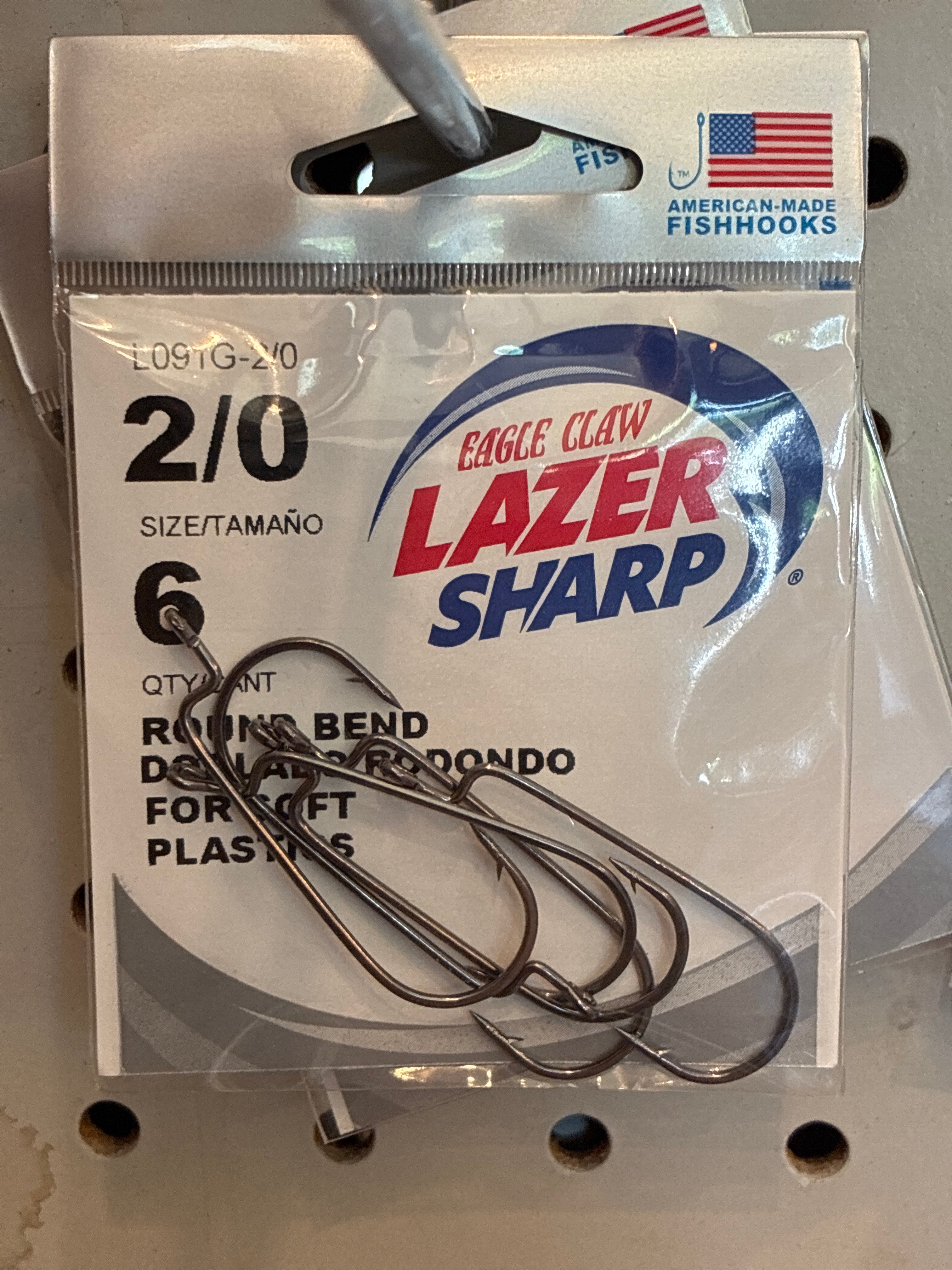 EA Lazer Worm Round Bend 2/0 Gold 6pk